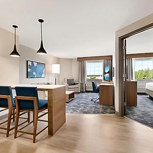 One-Bedroom King Suite