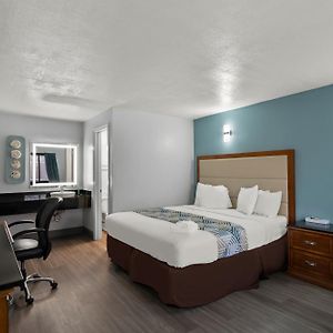 King Room Mobility accessible