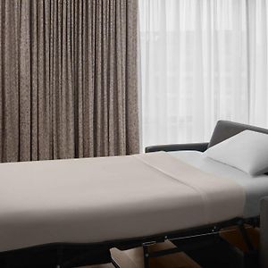 Efficiency King Suite