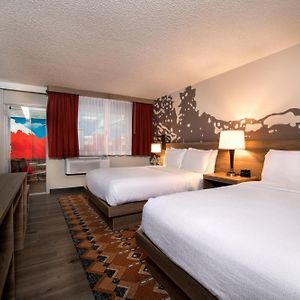 Standard Ground Floor Queen Room