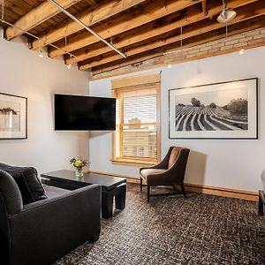 Queen Suite