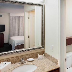 One-Bedroom King Suite
