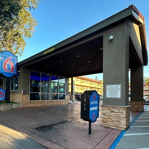 Motel 6 Pasadena, Ca Old Town Pasadena Area