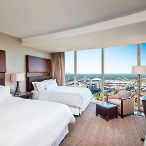 Upper Floors Queen Room