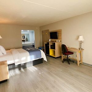 Queen Room Disability Access