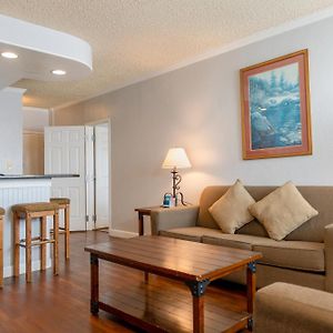 Two-Bedroom King Suite