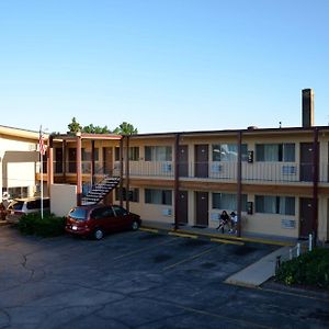Village Inn Green Bay