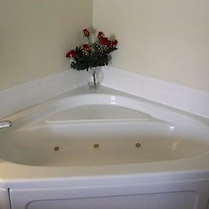 King Room Spa Bath Non-Smoking