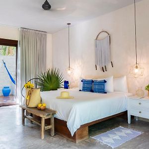 Deluxe  Beach King Room