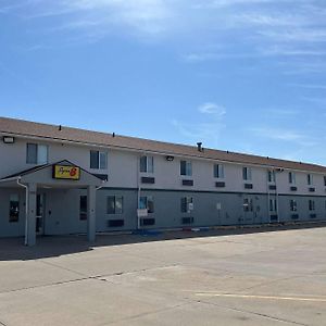Super 8 By Wyndham Emporia