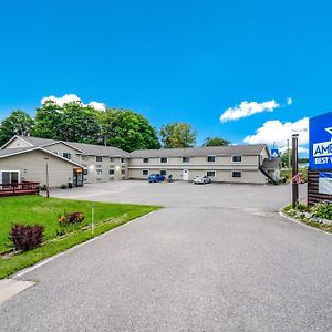Americas Best Value Inn Marquette