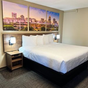 Days Inn By Wyndham Monroe Nc