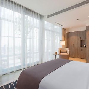 Skyline Beach King Room