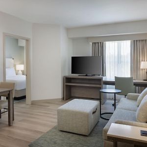 One-Bedroom King Suite