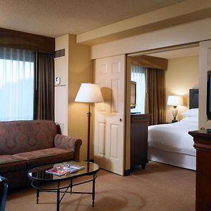 King Room Mobility or hearing accessible