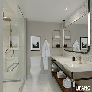 One-Bedroom King Suite