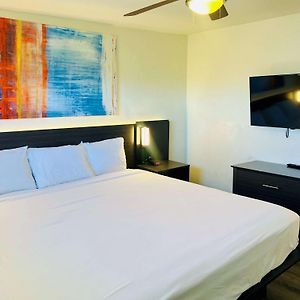 Queen Suite