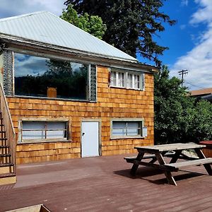 Mrs. Anderson'S Lodging