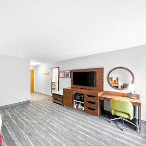 Executive King Room