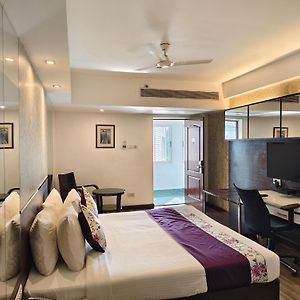 Queen Suite