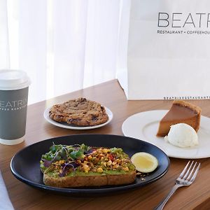 Tradition King Room Hearing accessible