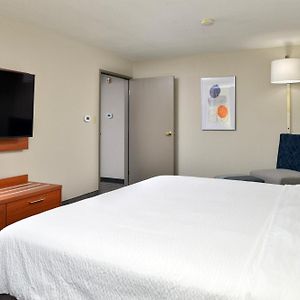 One-Bedroom King Suite