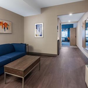 Executive King Suite