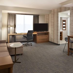 One-Bedroom King Suite