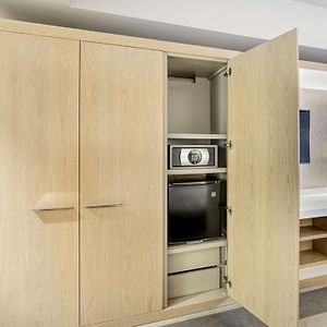 Premium King Room