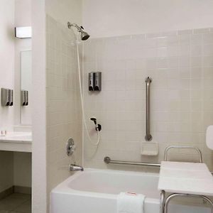 Queen Room Disability Access