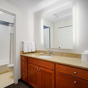 One-Bedroom King Suite