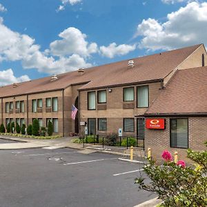 Econo Lodge & Suites Southern Pines
