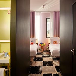 Medium Twin Room