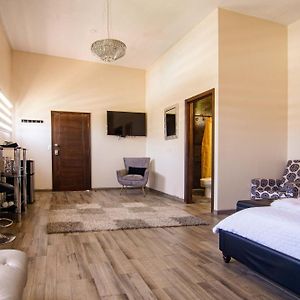 Private Bathroom Queen Room