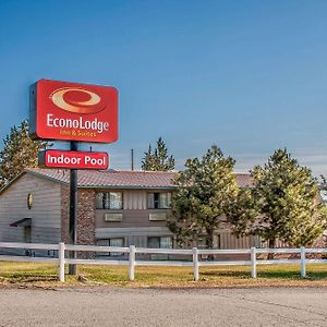 Econo Lodge Inn & Suites Madras