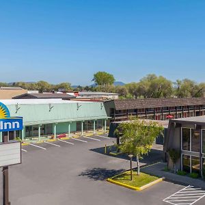 Days Inn By Wyndham Klamath Falls