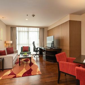 Executive One-Bedroom King Suite