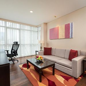One-Bedroom King Suite