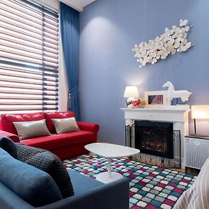 Oasis King Room