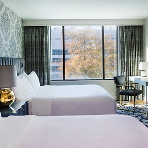 Classic Queen Room