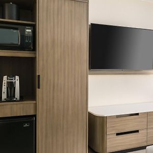 King Room Mobility accessible