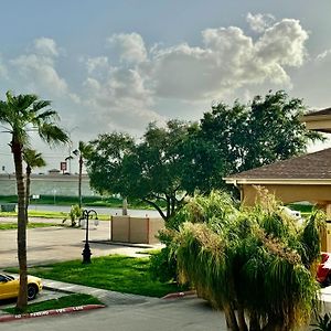 Texas Inn And Suites City Center At University Dr.