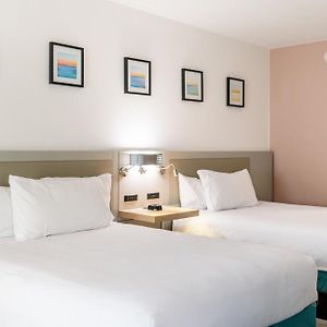Oceanfront Queen Room