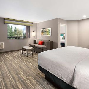 Family King Suite