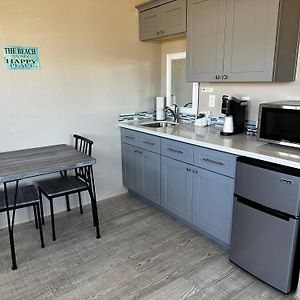 One-Bedroom King Suite