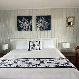 Tillicum Beach Motel - Formerly Deane'S Oceanfront Lodge