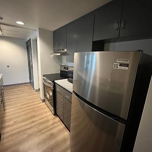 One-Bedroom King Suite