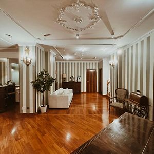 Residenza Tritone Luxury Guest House Trevi Fountain