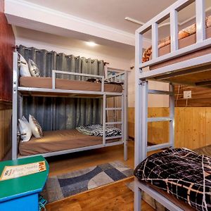 Dormitory Room Mixed