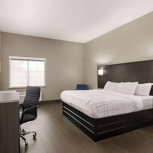 King Room Mobility accessible